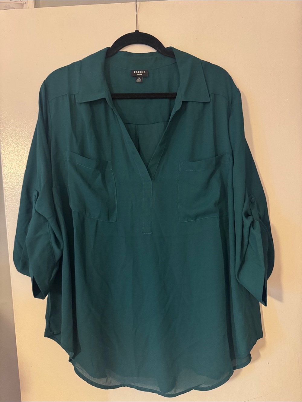 torrid Green Roll-Tab V-Neck Blouse- Size 3